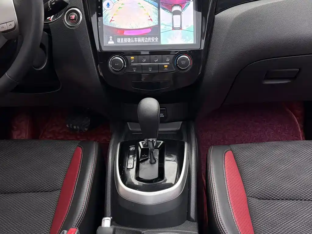 Nissan Qashqai — миниатюра 7