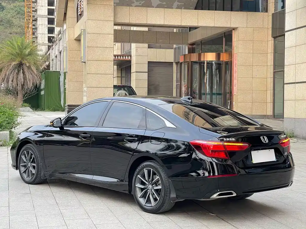 Honda Inspire — миниатюра 4