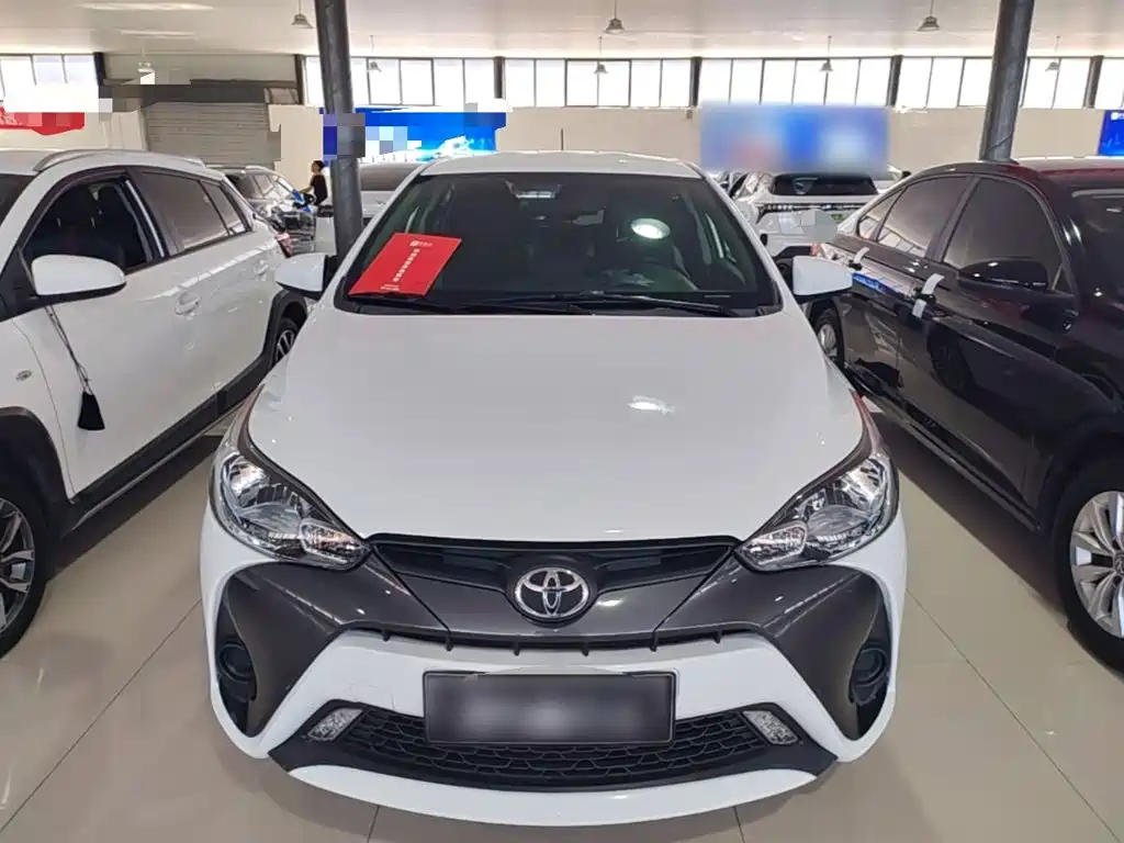 Toyota Yaris L — миниатюра 3