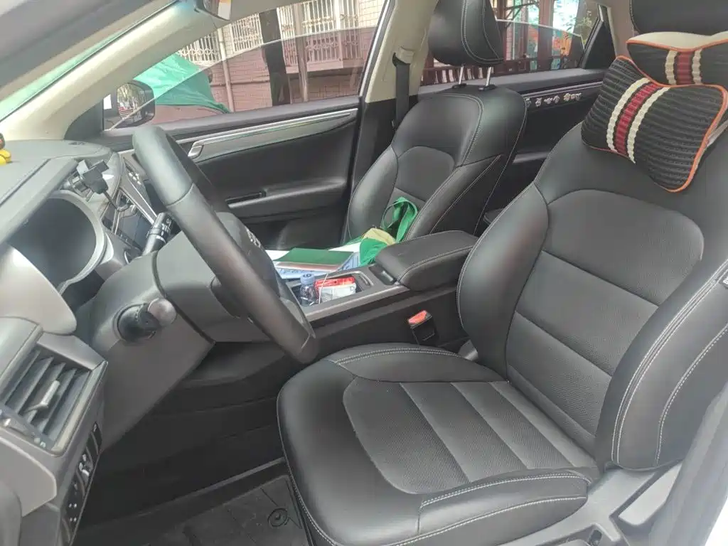 Geely Emgrand GL — миниатюра 11
