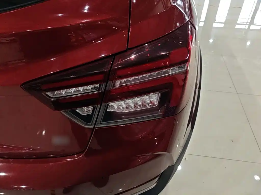 Geely Vision S1 — миниатюра 8