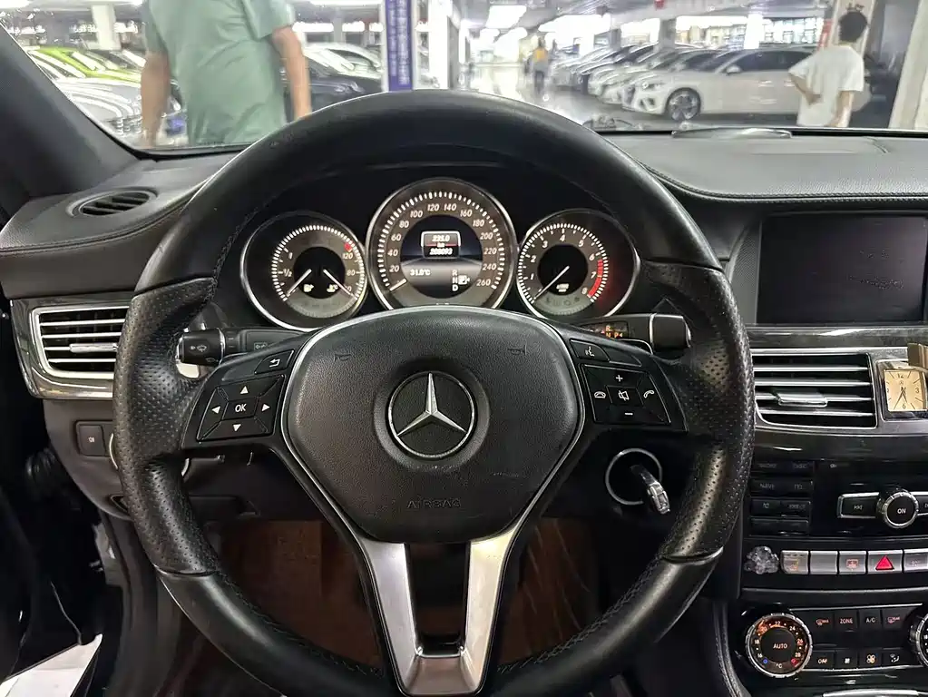 Mercedes-Benz CLS — миниатюра 7
