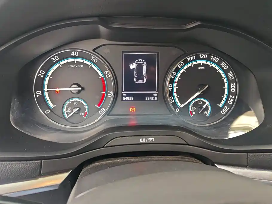 Skoda Karoq — миниатюра 14