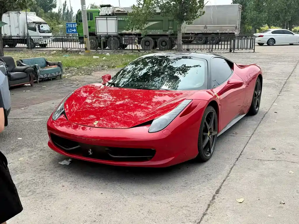 Ferrari 458