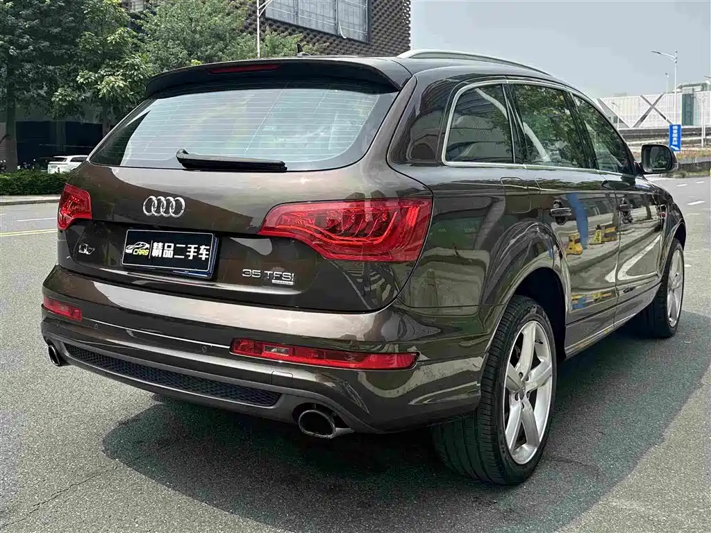 Audi Q7 — миниатюра 7