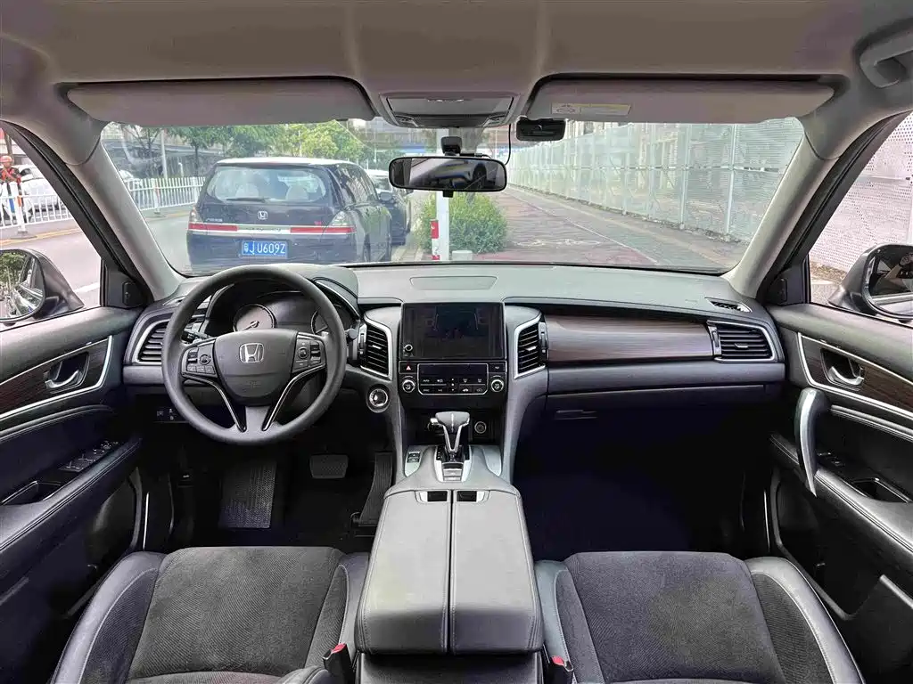 Honda Avancier — миниатюра 11