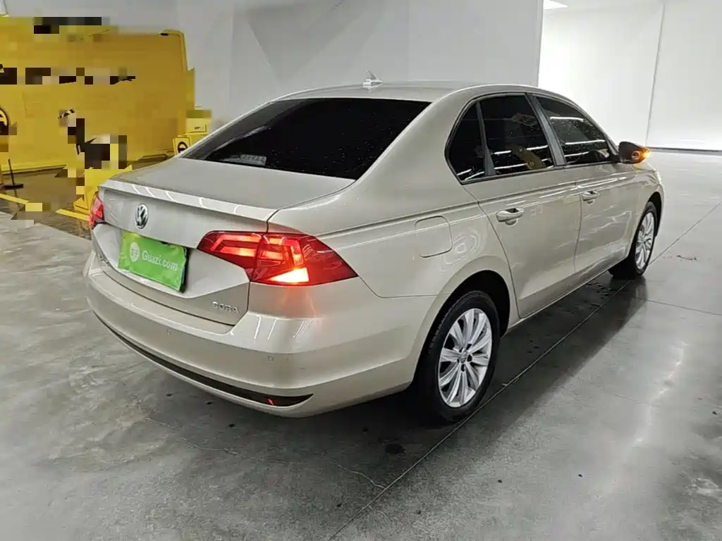 Volkswagen Bora — миниатюра 7