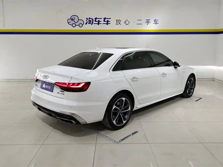 Audi A4L 2022 40 TFSI Fashion