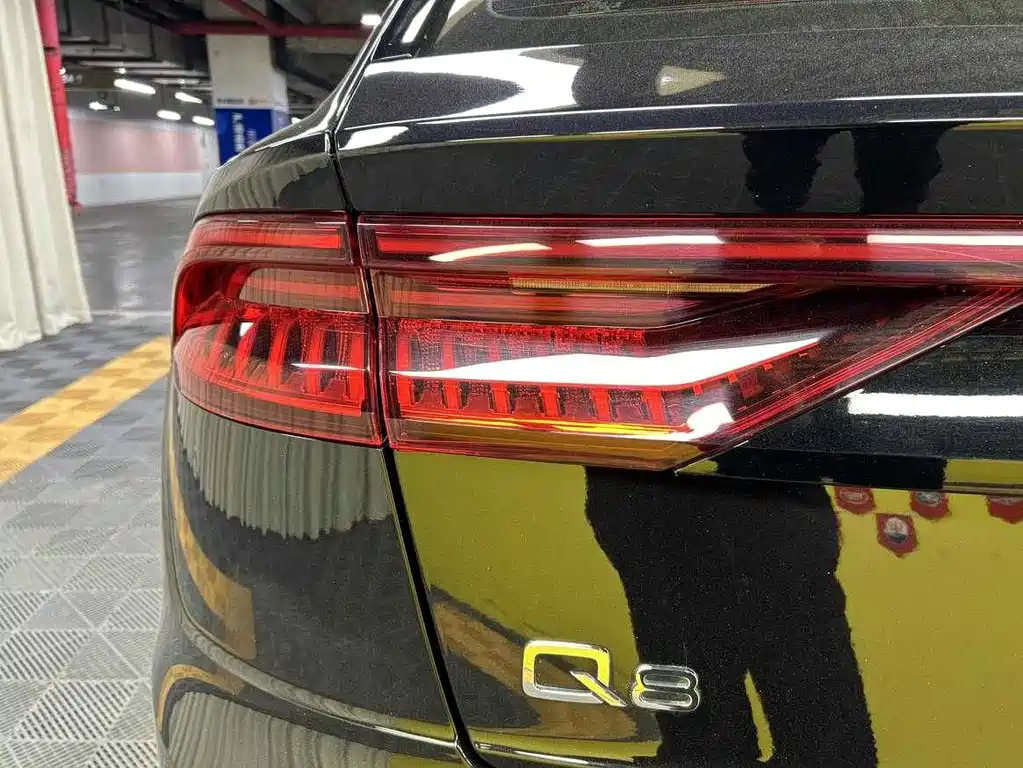 Audi Q8 — миниатюра 10