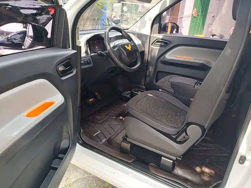 Wuling MINIEV — миниатюра 16