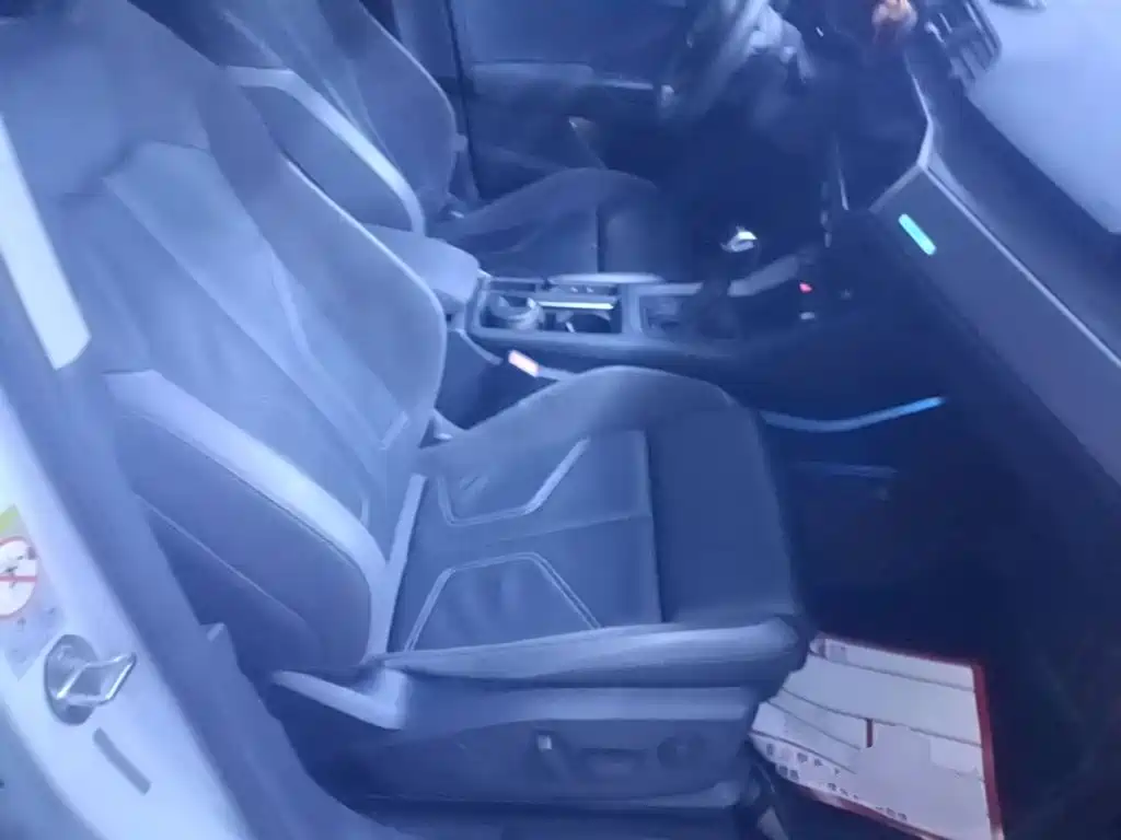 Audi Q3 Sportback — миниатюра 25