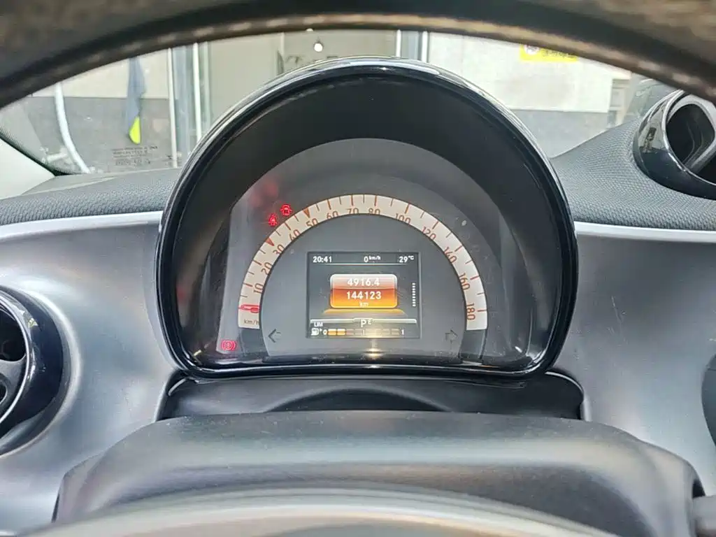 smart Smart Forfour — миниатюра 12