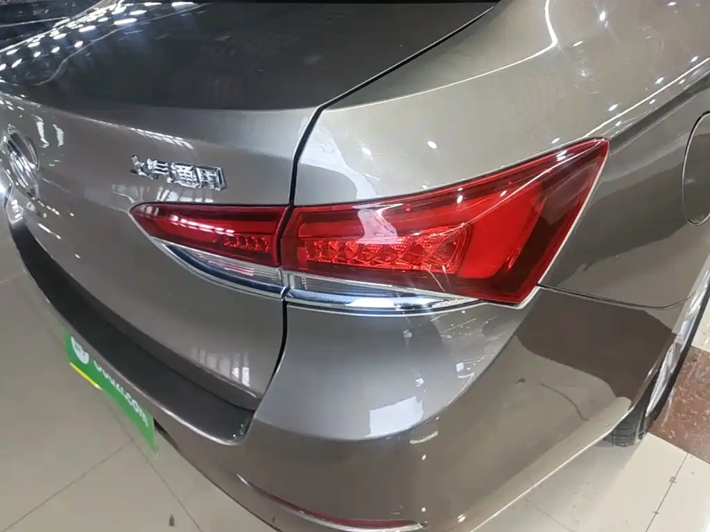 Buick Excelle — миниатюра 8
