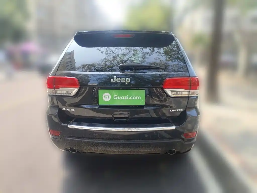 Jeep Grand Cherokee (Import) — миниатюра 5