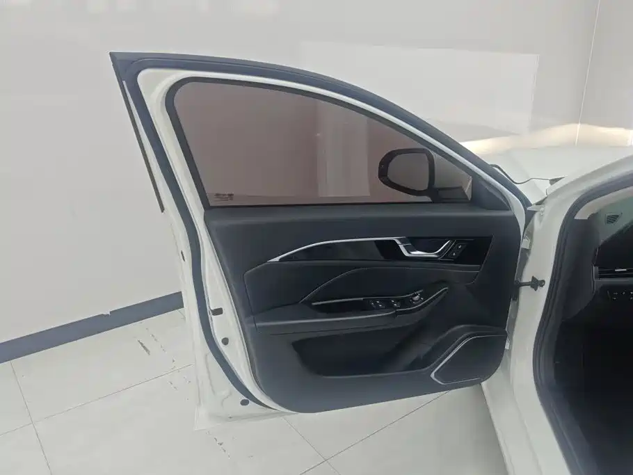 Bestune B70 — миниатюра 7