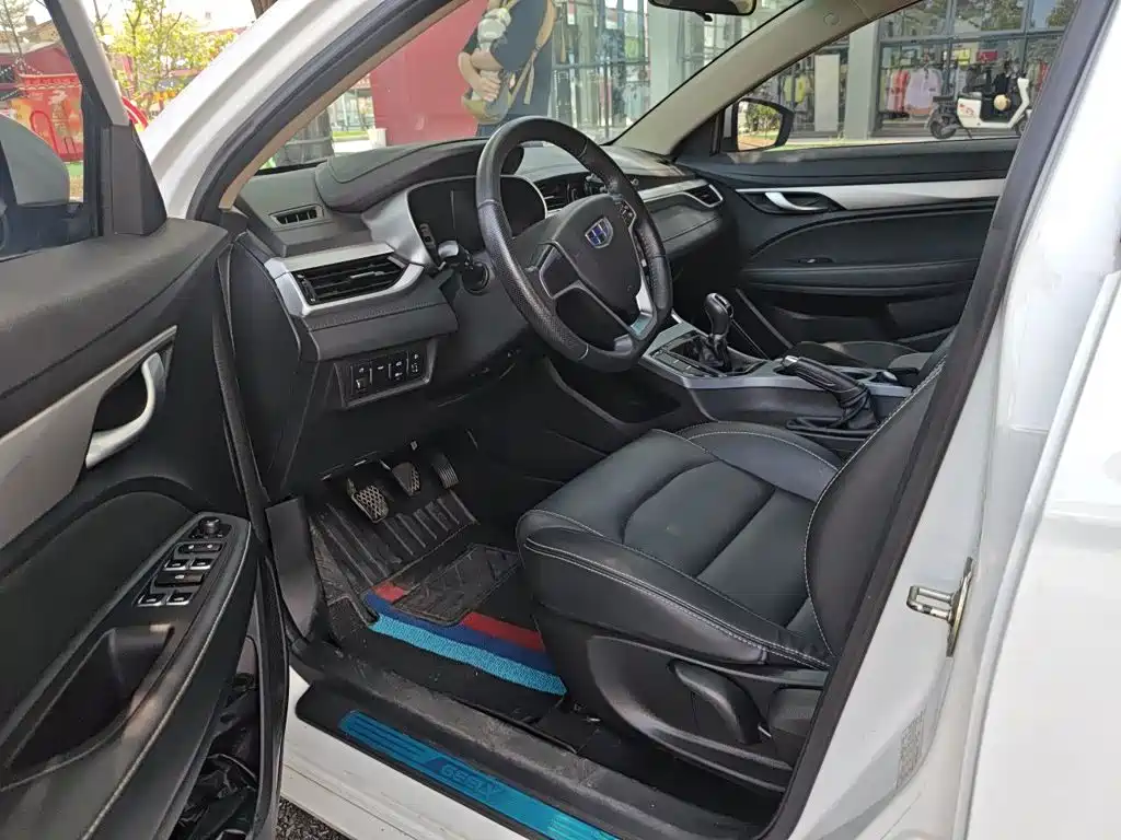 Geely Emgrand — миниатюра 12