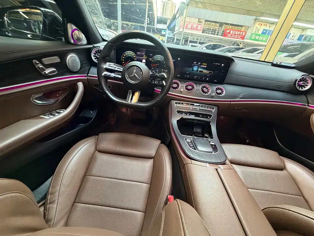 Mercedes-Benz E-Class — миниатюра 20