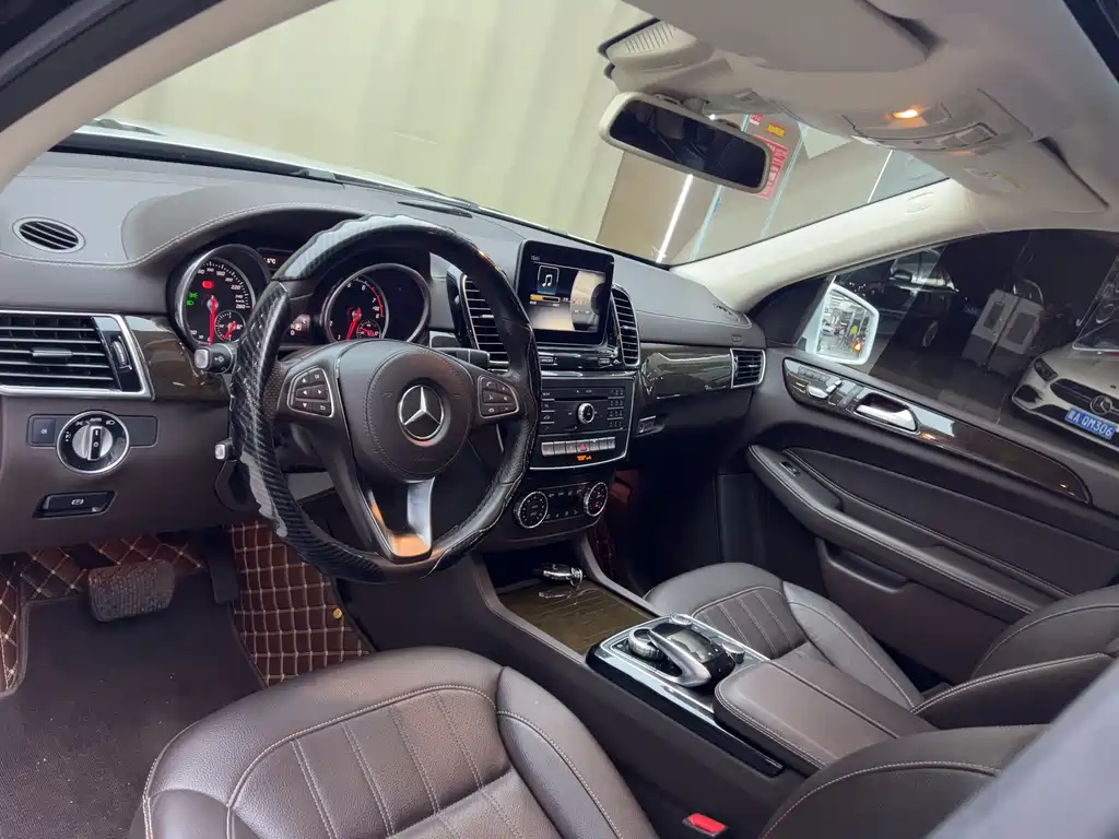Mercedes-Benz GLS 2017 GLS 400 4MATIC