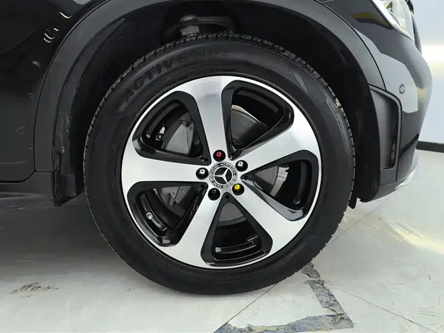 Mercedes-Benz GLC 2022 GLC 260 L 4MATIC