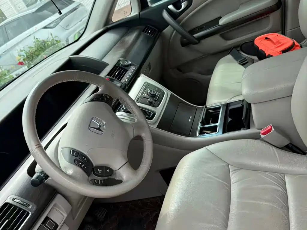 Honda Elysion — миниатюра 4