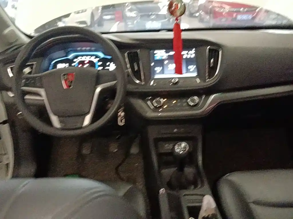 Roewe 360 — миниатюра 10
