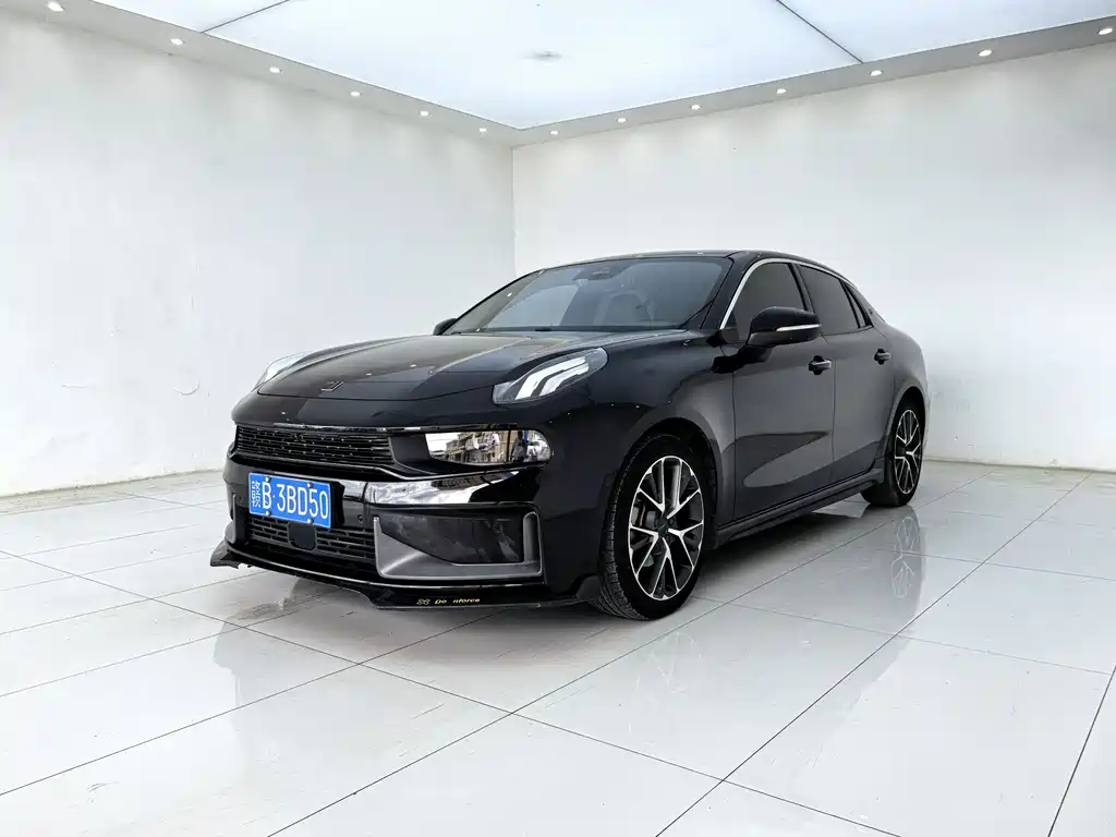 Lynk & Co 03 2020