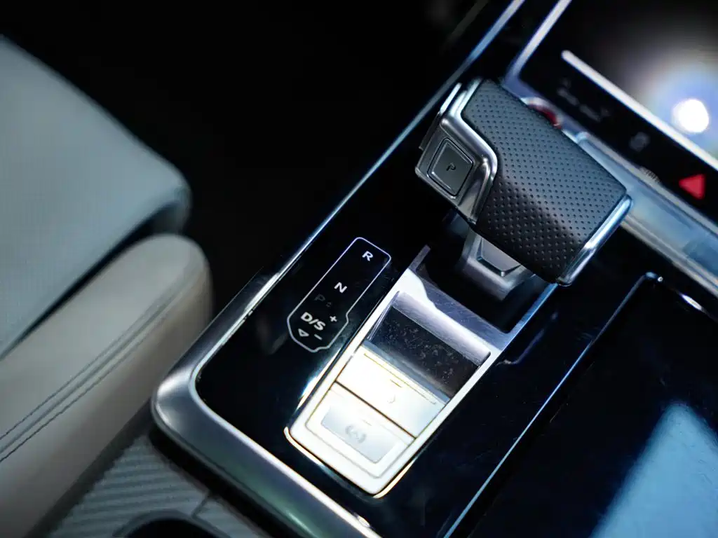 Audi RS Q8 — миниатюра 38