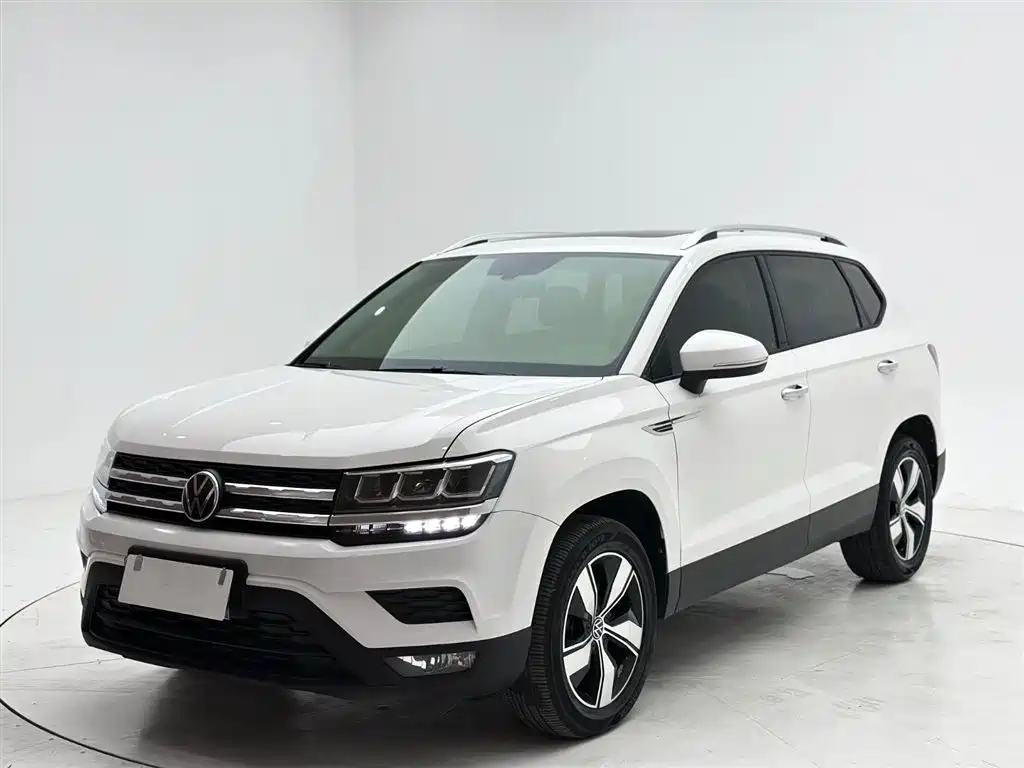 Купить Volkswagen Tharu