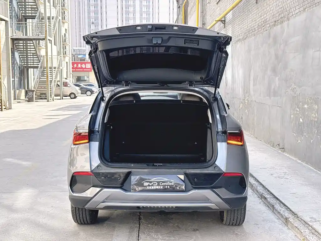 BYD Yuan Plus — миниатюра 12