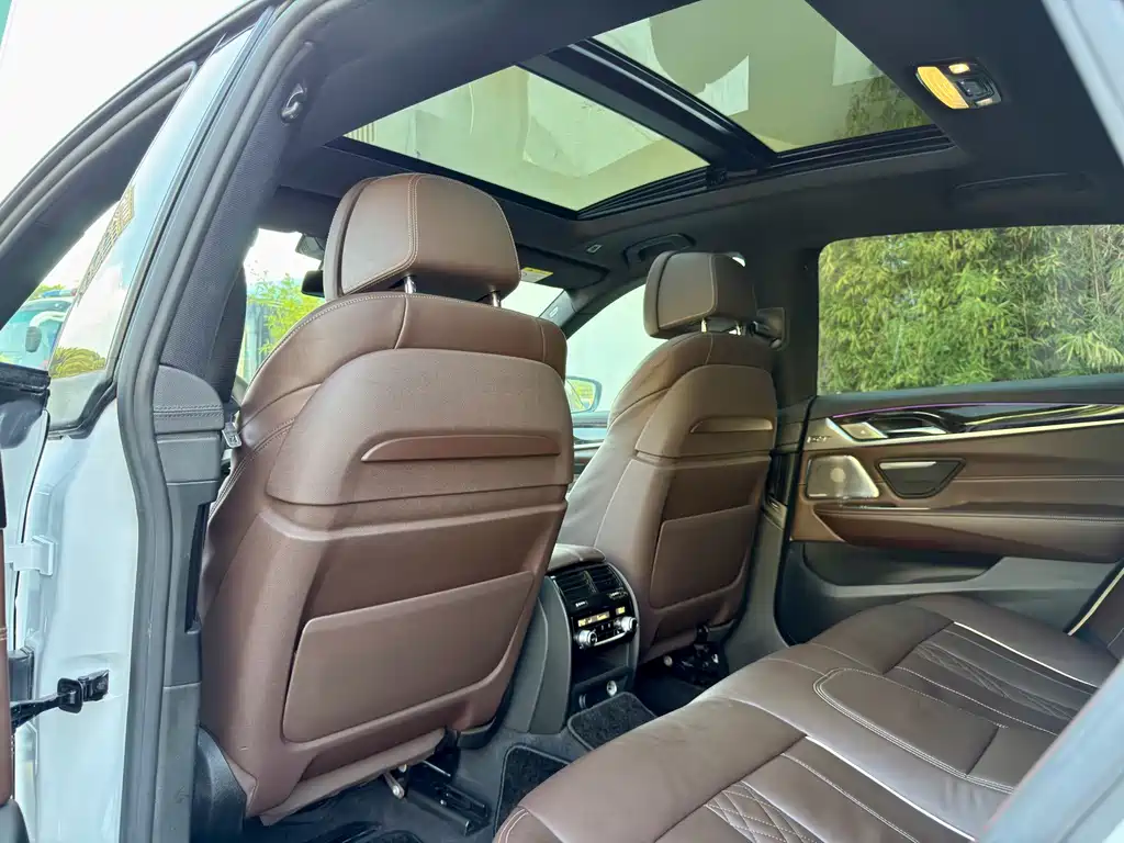 BMW 6 Series GT — миниатюра 22