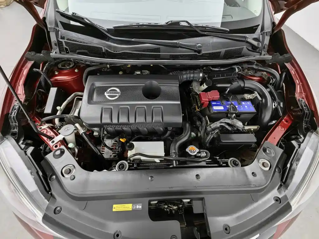 Nissan Tiida — миниатюра 6