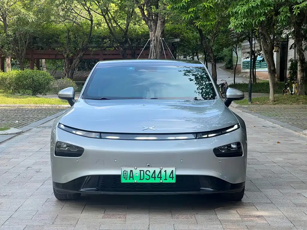 XPeng P7 — миниатюра 2