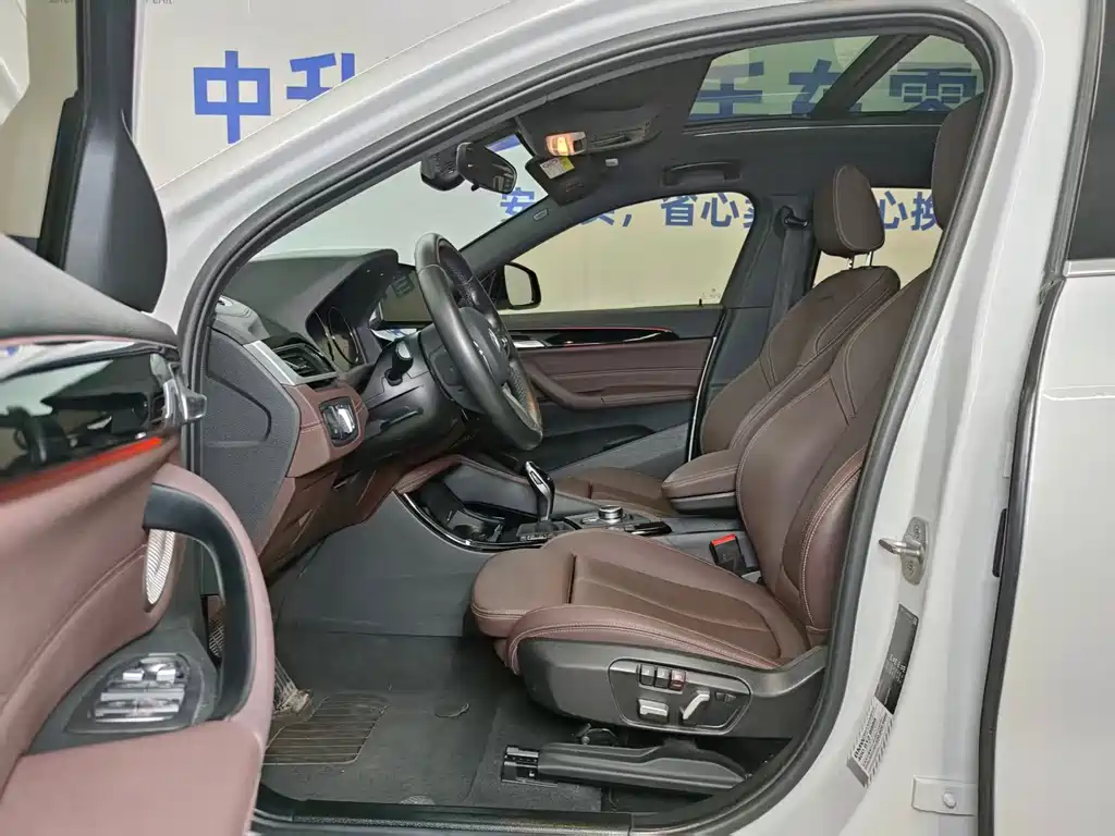 BMW X2 2020 sDrive25i Lead M