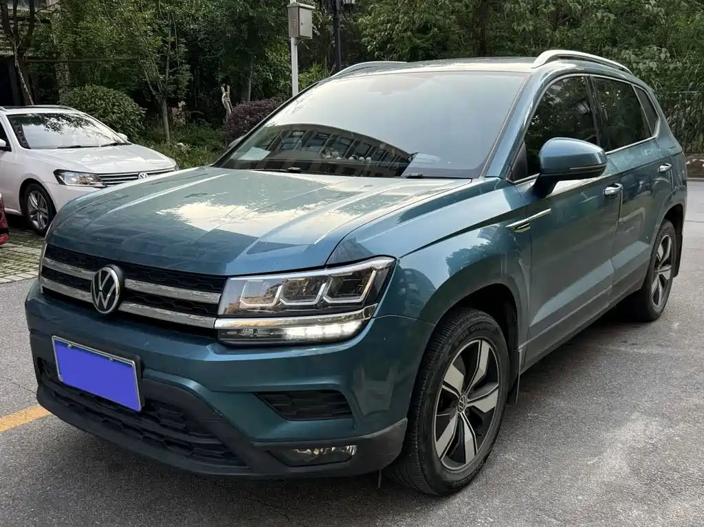 Купить Volkswagen Tharu