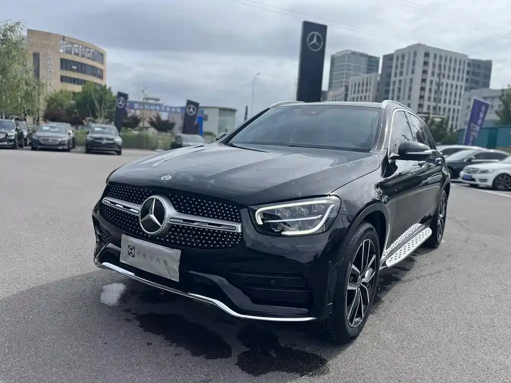 Купить Mercedes-Benz GLC