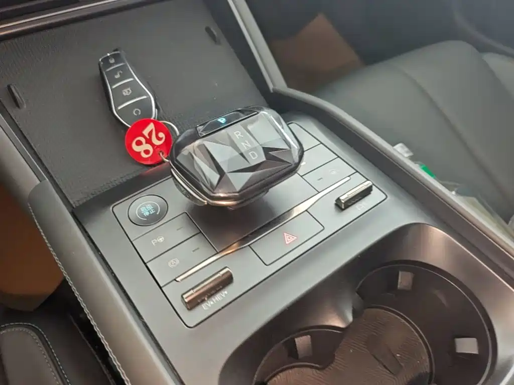 BYD Qin L — миниатюра 14
