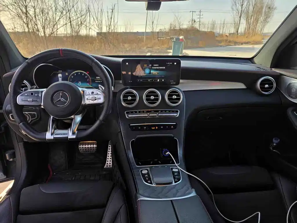 MERCEDES-BENZ GLC AMG