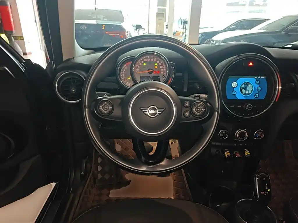 MINI Mini — миниатюра 11