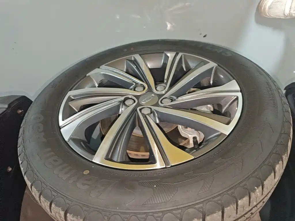 Geely Vision X6 — миниатюра 23