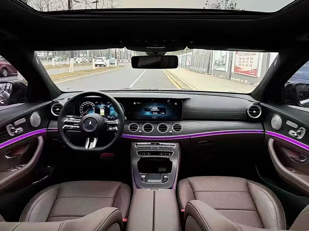 MERCEDES-BENZ E CLASS