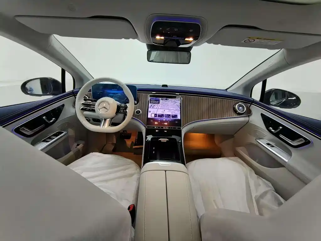 Mercedes-Benz EQE 2025 500 4MATIC