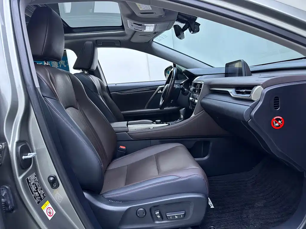 Lexus RX — миниатюра 12
