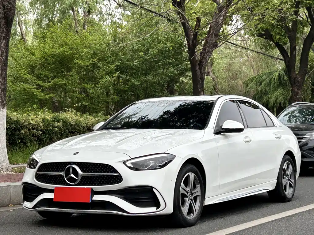 Mercedes-Benz C-Class 2022