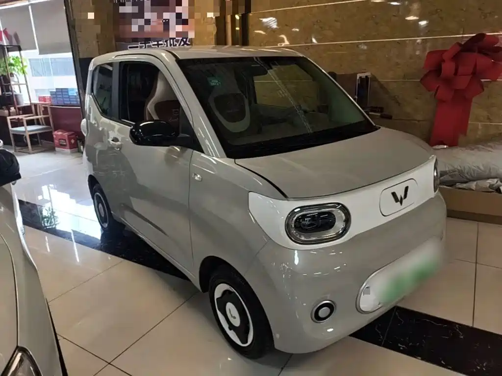 Wuling MINIEV — миниатюра 4