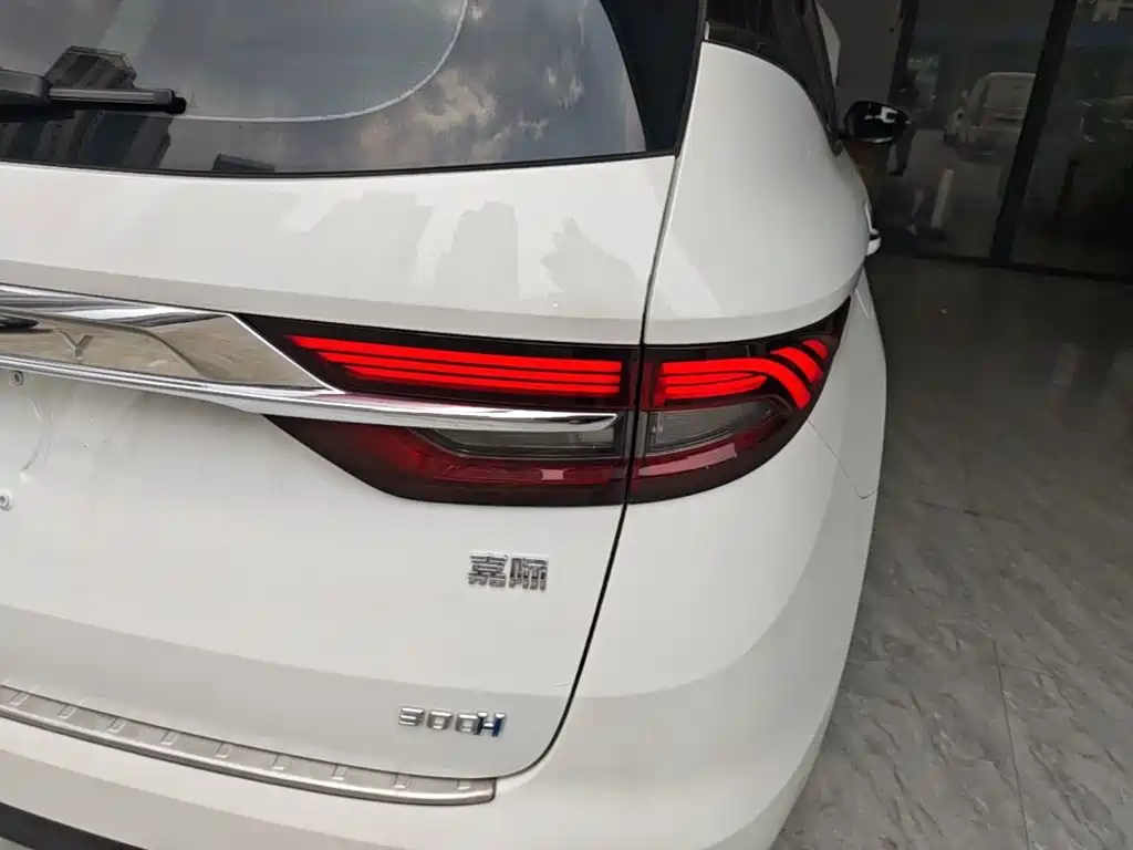 Geely Jia Ji — миниатюра 8