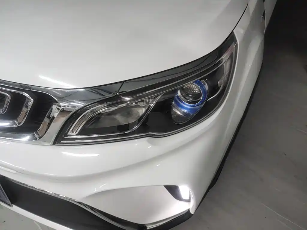 Geely Vision X3 — миниатюра 24