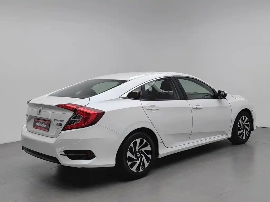 Honda Civic — миниатюра 2