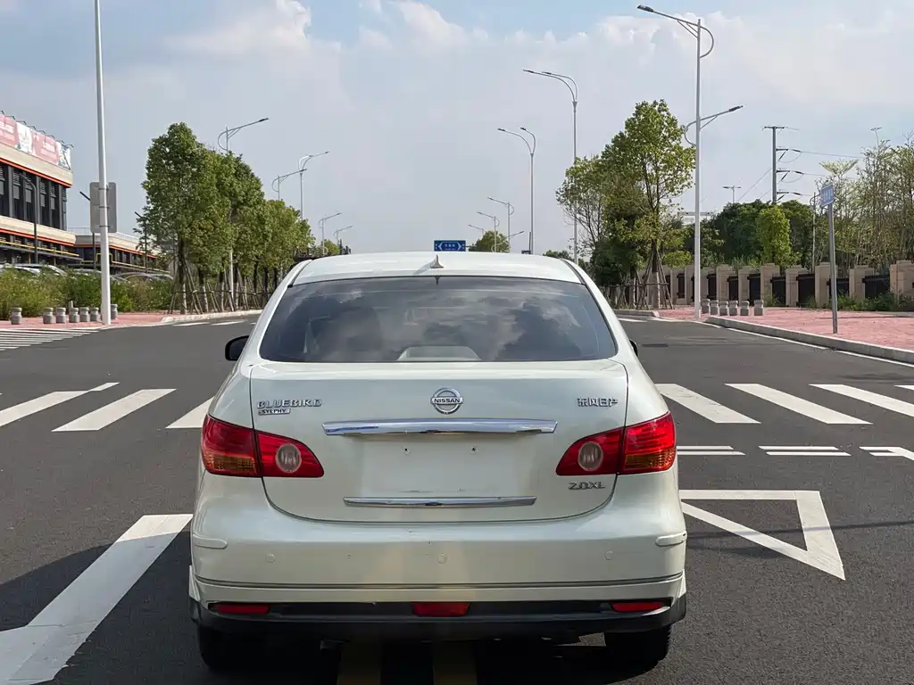 Nissan Sylphy — миниатюра 8