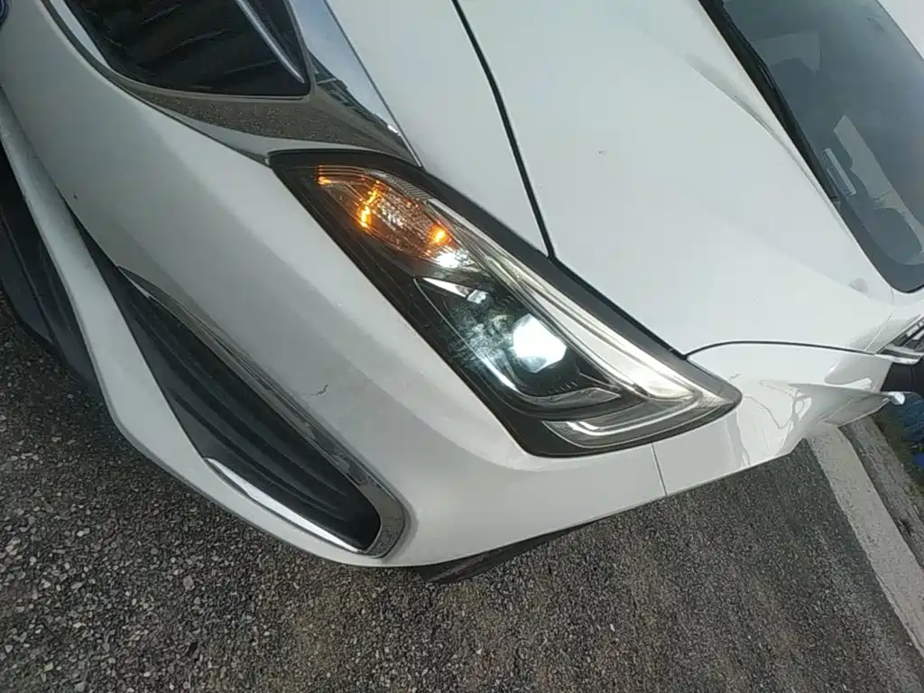 Buick Verano — миниатюра 24