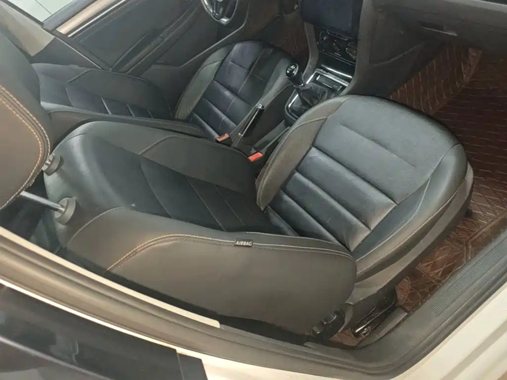 Volkswagen Bora — миниатюра 25